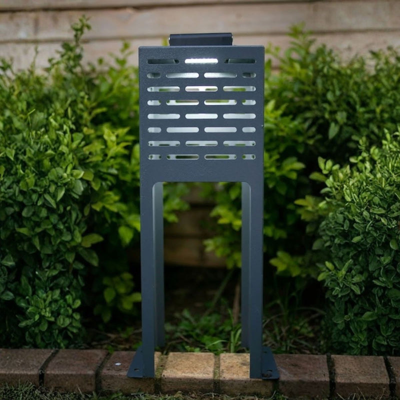 Load image into Gallery viewer, Solar Floor Light – Outdoor Garden Light Stand, Powder-Coated Steel
